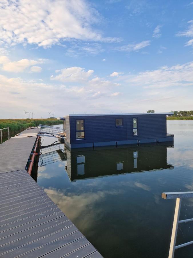 Hausboot Auf Dem Wangermeer *